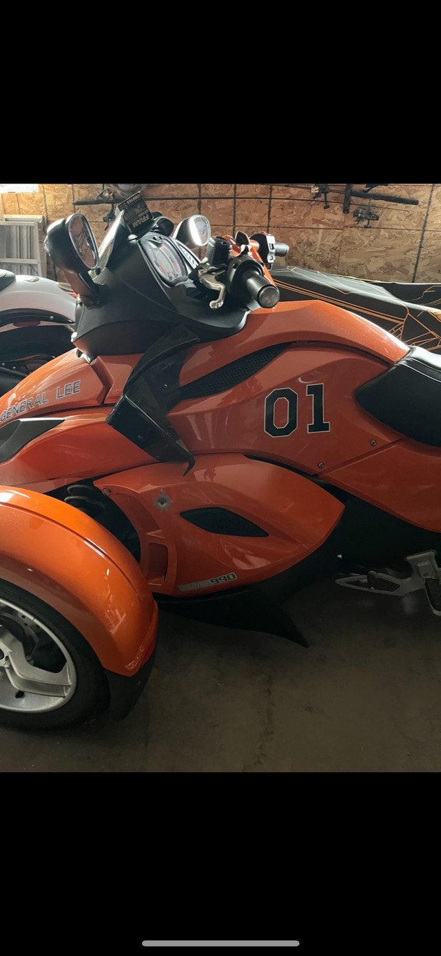 2008 can am spyder  in Sport Touring in Timmins - Image 2