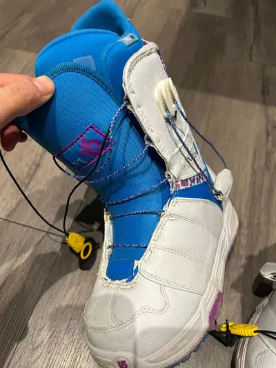 snowboard Burton boot size 5 (youth), View more