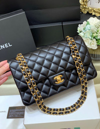 Chanel flapbag size 25 cm 