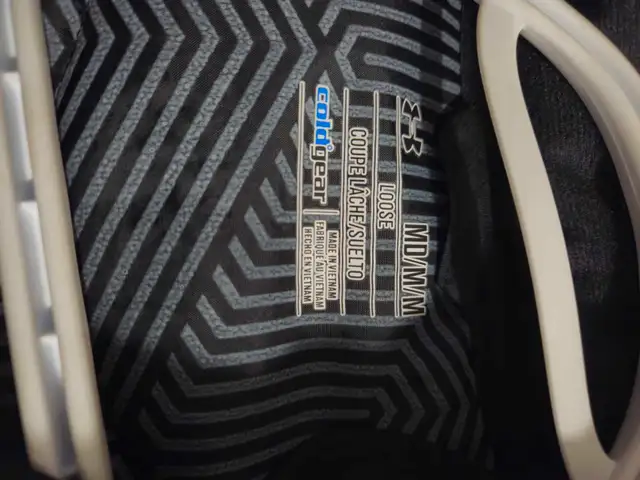 Men's UA Down Parka Jacket M in Men's in Ottawa - Image 3