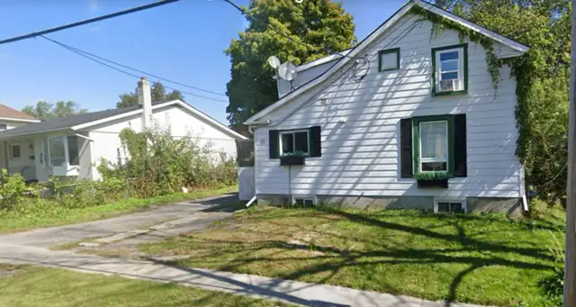 Quiet Upper 1BR Apartment w/ Parking Spot