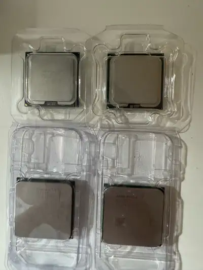 Clearing out some old computer parts. Perfect for retro PC builds or upgrading older office computer...