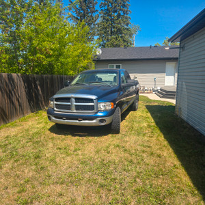2004 RAM 1500 SLT