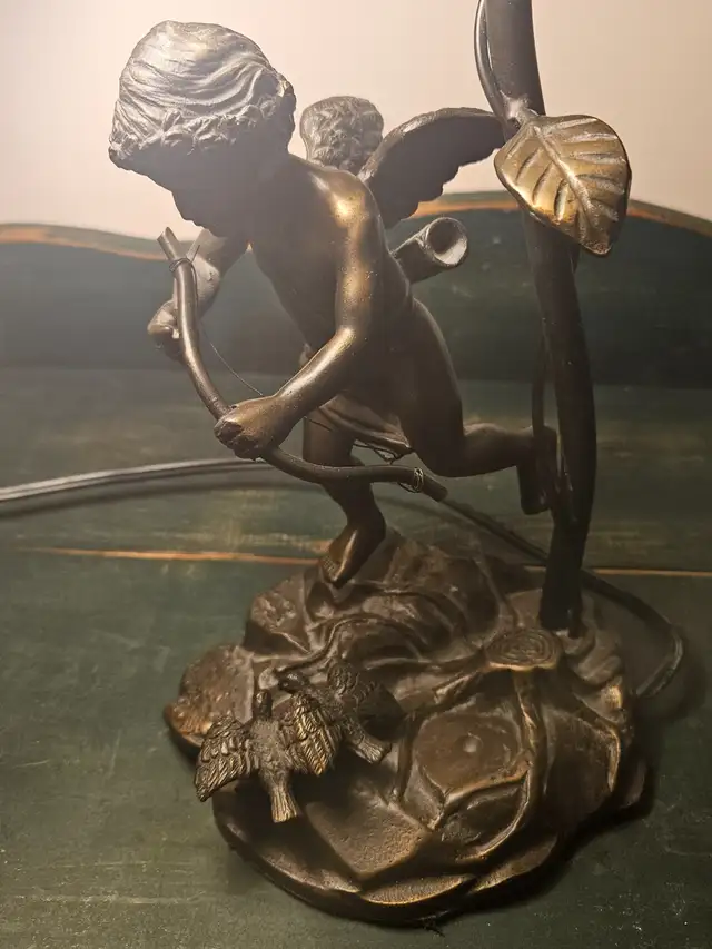 ANTIQUE ART DECO SIGNED BRONZE TABLE LAMP in Indoor Lighting & Fans in City of Toronto - Image 8