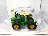 New! 1/16 John Deere 7520 toy tractor Highly detailed