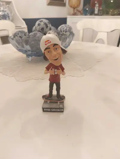 Ryan Sheckler bobble head , View more