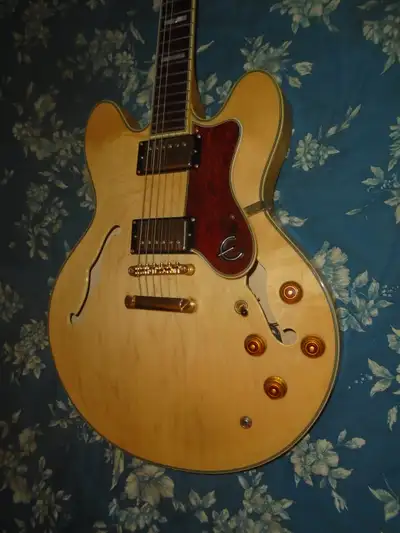 M.I.K. EPIPHONE SHERATON II, View more