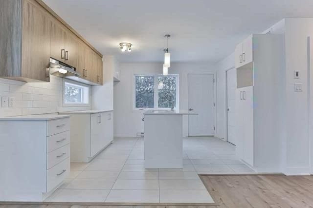 Cession de bail — Magnifique logement  2 étages 4 1/2 REPENTIGNY — photo 3