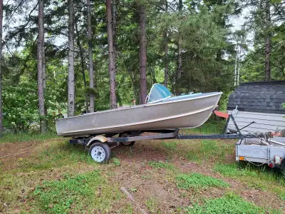 12 foot Elgin boat rebuilt / reinforced transom, comes with trailer. 1500$ or best offer