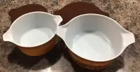 5 vintage Pyres old orchard design bowls, 2 with lids 