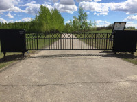 Driveway security gates
