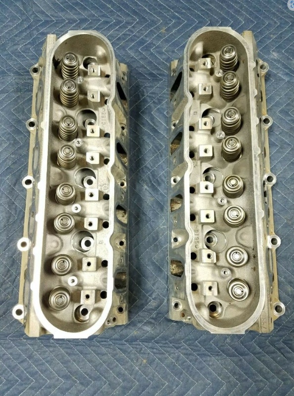 799 Cathedral Port LS1 + L33 Cylinder Heads Engine & Engine Parts