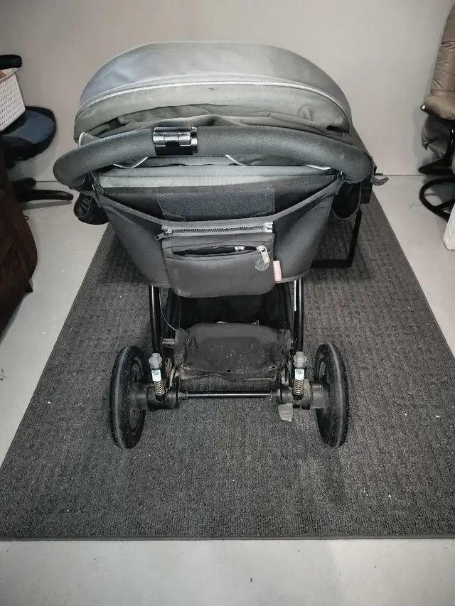 Graco 3-Wheel Stroller - Lightly Used! Take It Today! :) in Strollers, Carriers & Car Seats in North Bay - Image 5