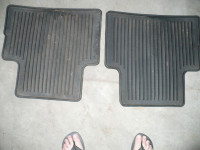 nissan rogue rear floor mats