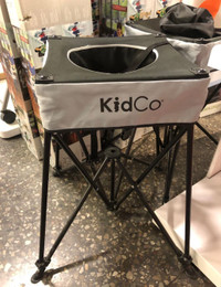 Kidco Dine Pod - Midnight Floormodel is ON SALE