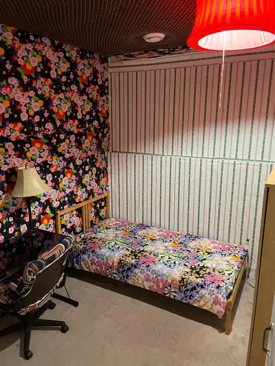 Private Room for Work Permit Holders in Niagara Falls