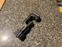 ERIE TOOL WORKS PIPE CUTTER 1”
