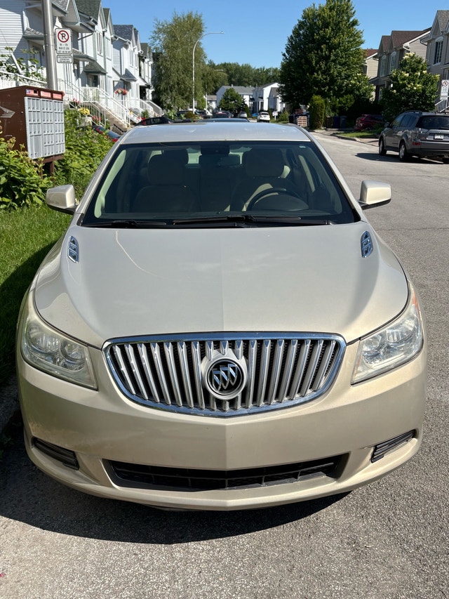 Buick Lacrosse 2011 - 95,000 km