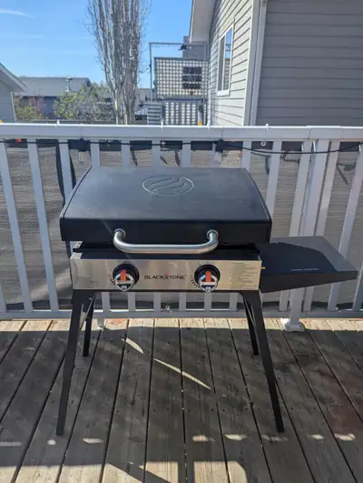 22 inch Blackstone Grill and Stand, View more