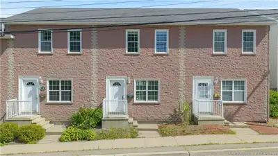 A private room is available in a quiet, well-maintained home. The whole 2 bedroom 2 bathroom house i...
