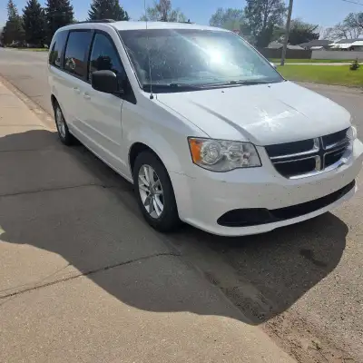 Well-maintained and kept really clean minivan. Runs and drives great no issues. Tires are basicly ne...