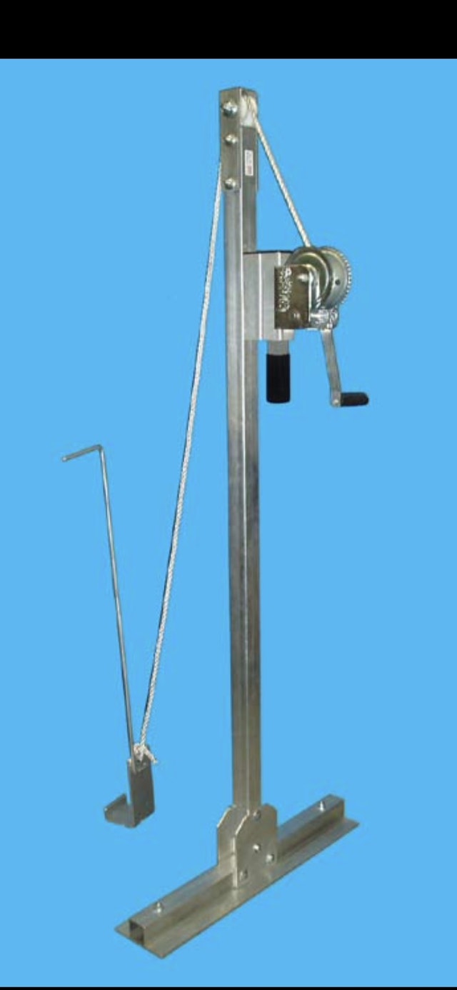 Wanted boat lift hoist Boat Parts, Trailers & Accessories Saskatoon