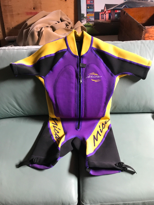 Barefoot water suit with padding $80.00. for those who are inter in Water Sports in Charlottetown - Image 2