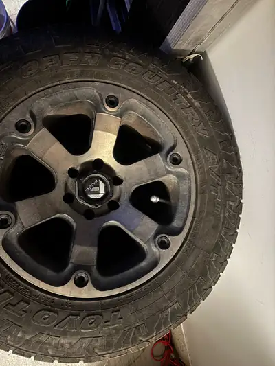 18” fuel rims off 2016 f150 Only used for summer Just the rims Tires r brand new if you want as a se...
