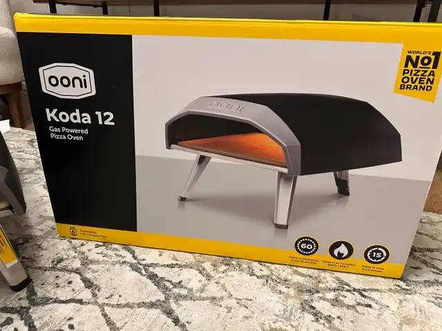 Ooni Koda 12" Propane Pizza Oven including a 12" P62863268244995121