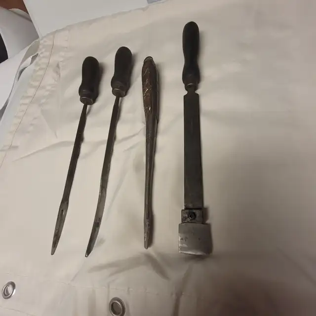 SET OF VINTAGE AUTOMOTIVE TOOLS - VERY EARLY in Arts & Collectibles in Bedford - Image 11