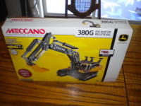 Meccano Engineering & Robotics John Deere 380G Excavator Level 4