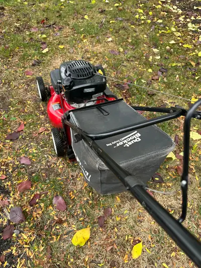 Craftsman 6.25 hp kohler xt6 engine with bagger, View more
