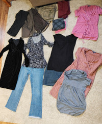 Maternity clothing lot size small