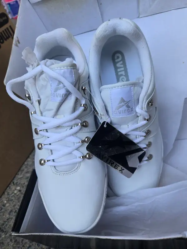 Men's sneakers.Vintage.Avirex. White.Size 12.Great condition in Men's Shoes in Calgary - Image 3