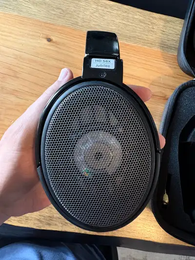 Hi Fi Headphones Sennheiser + Travel Case, View more