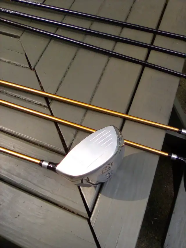 Left hand golf driver 3 piece set in Golf in Sarnia - Image 5