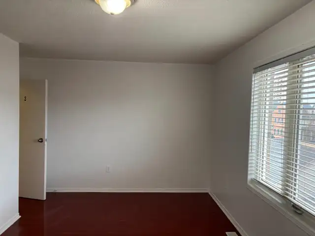HOUSE close to YORK UNIVERSITY!    Room rental in Room Rentals & Roommates in City of Toronto - Image 5