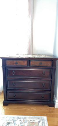 Bombay solid wood chest/dresser