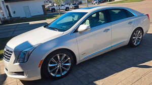 2013 Cadillac XTS Platinum 