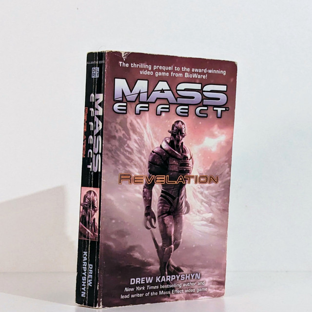 Mass Effect Revelation Paperback Book in Fiction in Markham / York Region