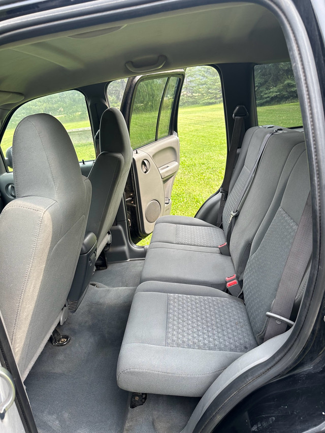 2006 Jeep Liberty 3.7L V6 in Cars & Trucks in St. Albert - Image 4