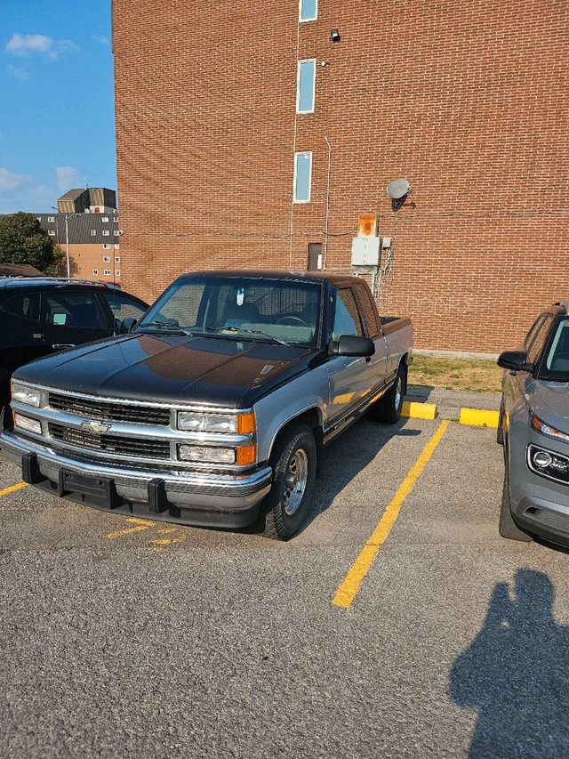 1994 Chevrolet Silverado 2500 5.8L V8 in Cars & Trucks in Kingston - Image 2