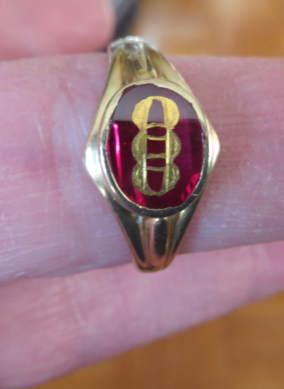 Odd Fellows Signet Ring 10k Size 6 in Jewellery & Watches in Belleville