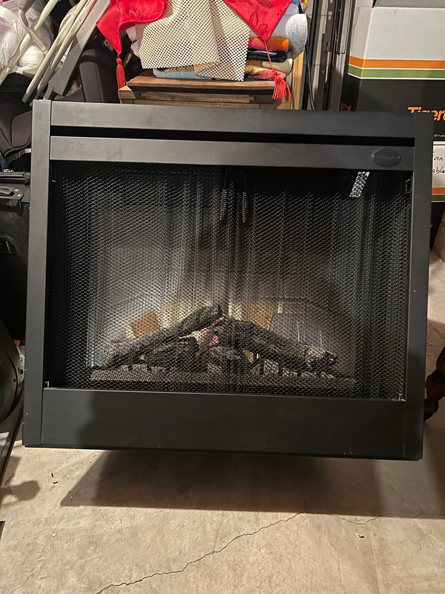 Electric Fireplace  in Other in Hamilton - Image 2