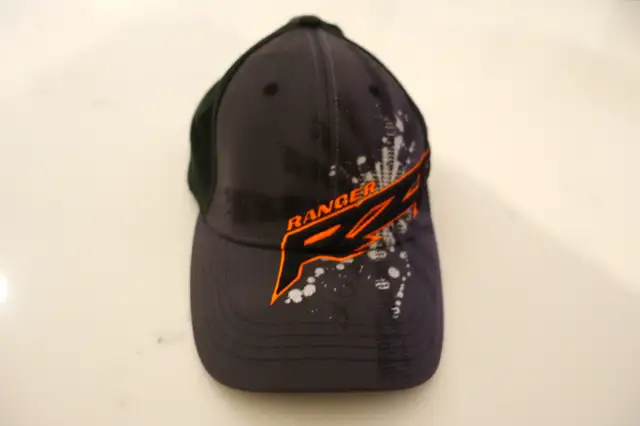 POLARIS RANGER RZR Baseball Cap Adult Size Exc. Condition in ATV Parts, Trailers & Accessories in Guelph - Image 3