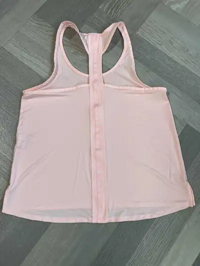 Granby :  Vêtements d'exercices pour femme  a vendre  5$  chacun, View more