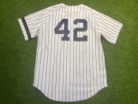 Mariano Rivera Jersey - NY Yankees Replica Adult Home Jersey
