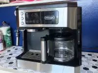 DeLonghi All-in-One Digital Coffee & Espresso Maker w/bar pump 