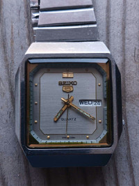 Seiko 5 Japanese quartz watch