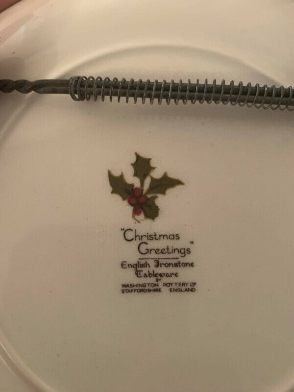 Christmas Greetings English Ironstone Collectable Plate in Arts & Collectibles in Fredericton - Image 2